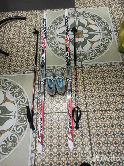 Лыжные ботинки