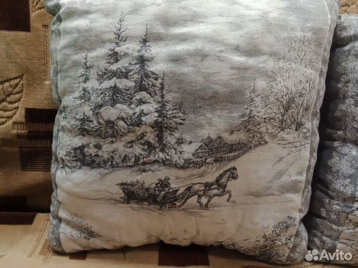 Подушки диванные новые