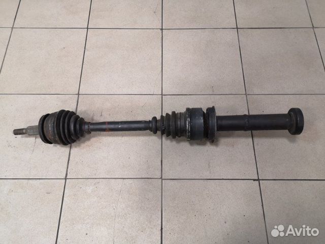 Вал приводной передний правый Volkswagen