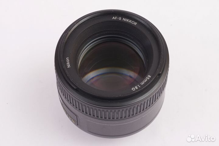 Объектив Nikon 85mm f 1.8g