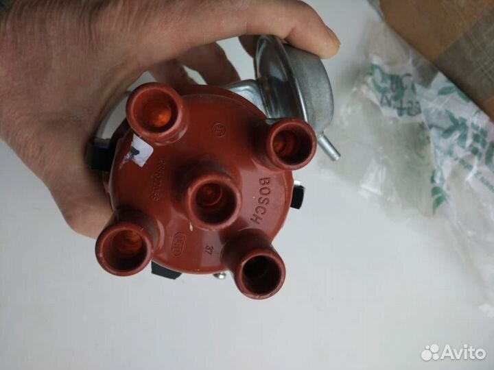 Трамблер bosch на Форд - новый и еще запчасти