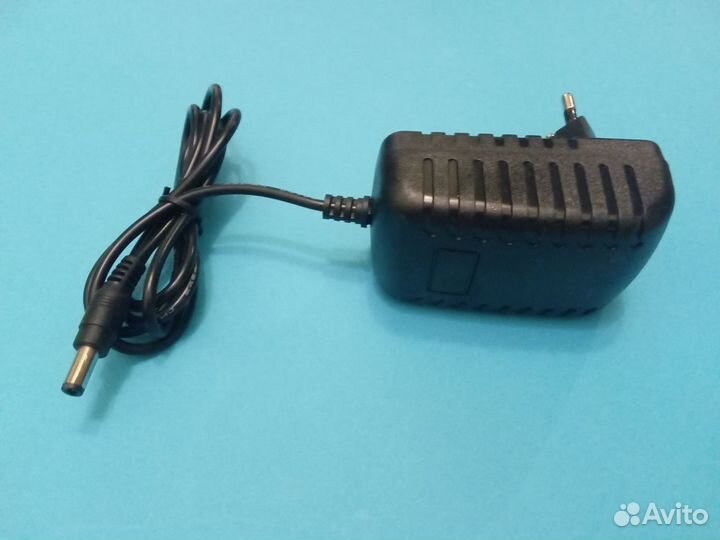 Блок питания синтезатора Yamaha 12V 700 - 750mA