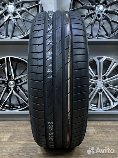 Kumho Ecsta PS71 235/45 R19 99V