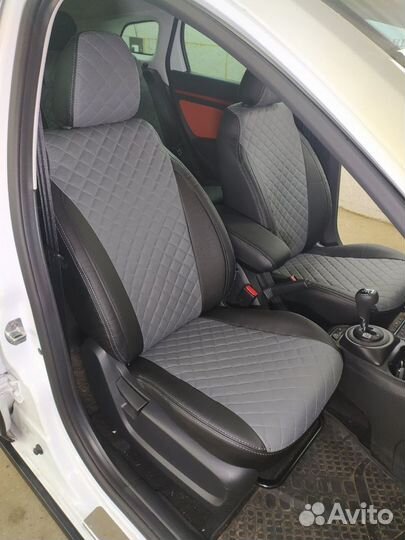 Чехлы Автопилот на LADA Vesta Черные+Серый+Ромб