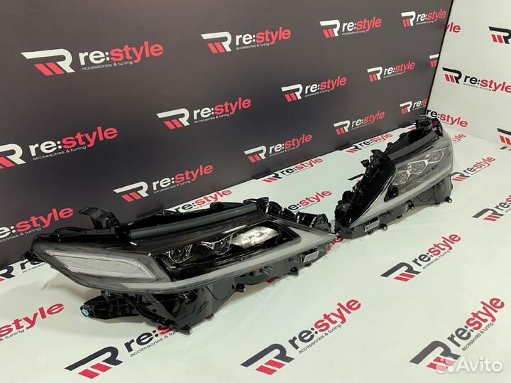 Фары Toyota Camry 70 Стиль Lexus