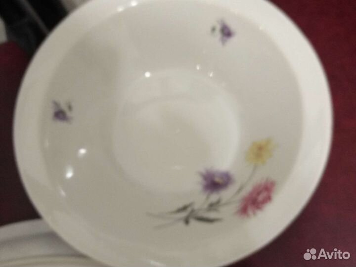 Супница,салатник,селедочница гдр