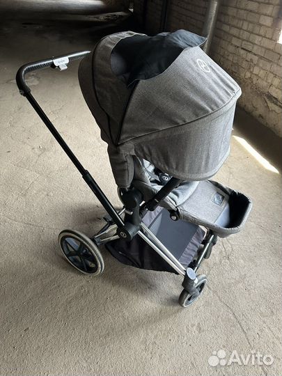 Прогулочная коляска Cybex Priam Lux