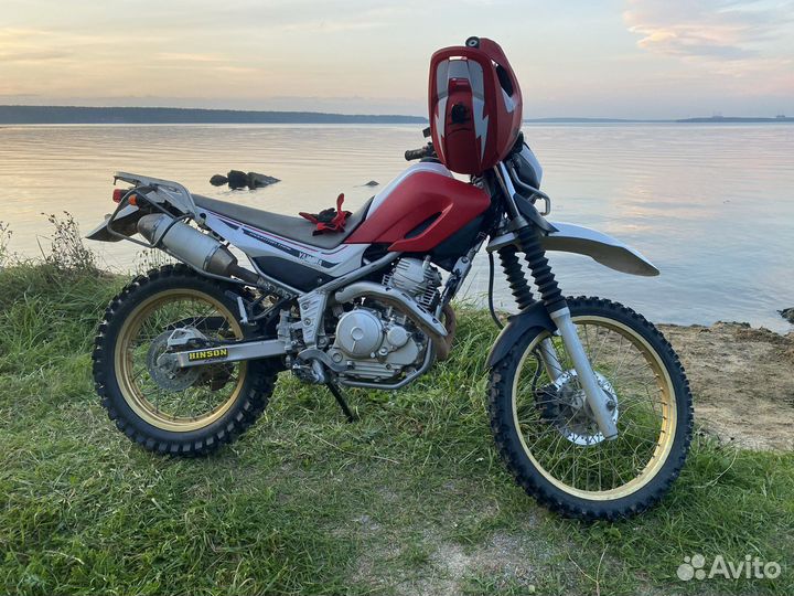 Мотоцикл yamaha serow 250