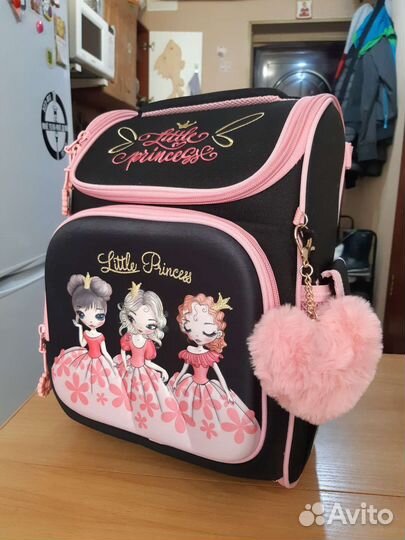Рюкзак школьный для девочки 1 класс