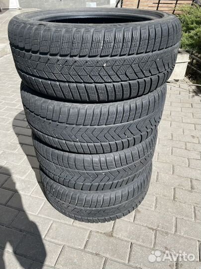 Pirelli Winter Sottozero 225/45 R18
