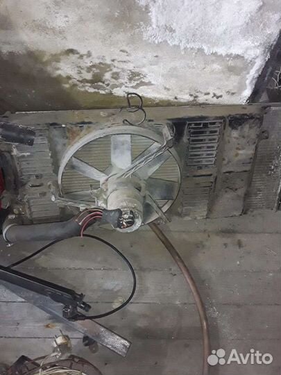 Радиатор в сборе с вентилятором двс Volkswagen B3