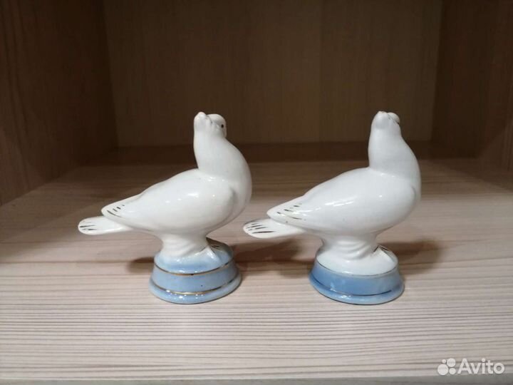 Статуэтка фарфоровая Голубь гжель