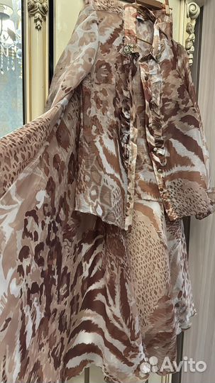 Костюм женский нарядный