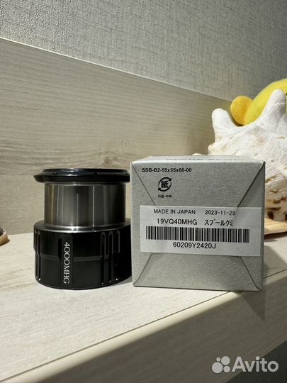 Шпули Shimano 19 Vanquish C2000S,C3000MHG,4000MHG