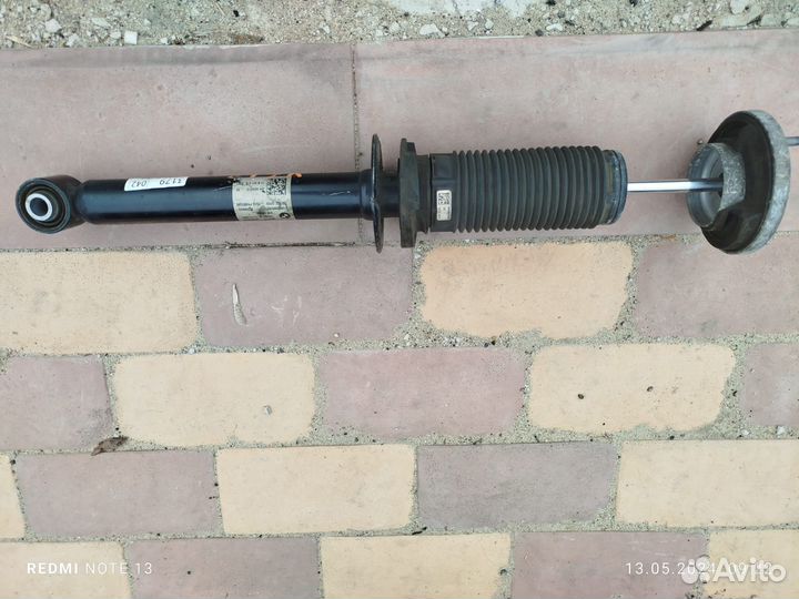 Амортизатор задний BMW 5 G30 L/R 33526866615