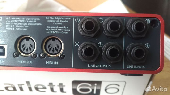 Внешняя звуковая карта Focusrite Scarlett 6i6