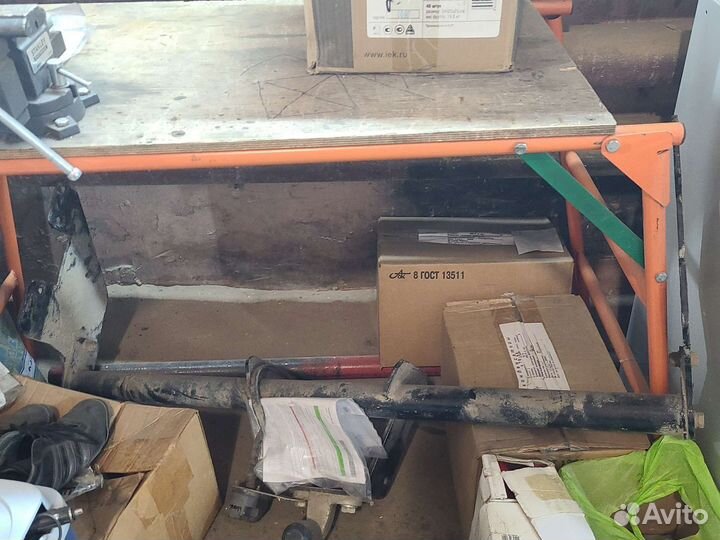 Фаркоп на toyota Hilux