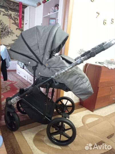 Коляска 2 в 1 adamex
