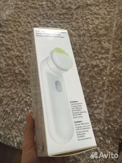 Щетка для лица Clinique