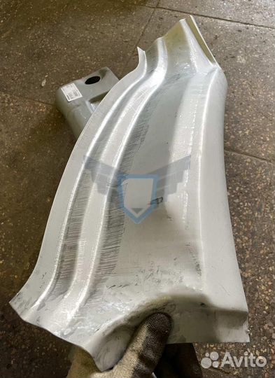 Арка передняя правая Mercedes-Benz Vito W638 (Polcar)