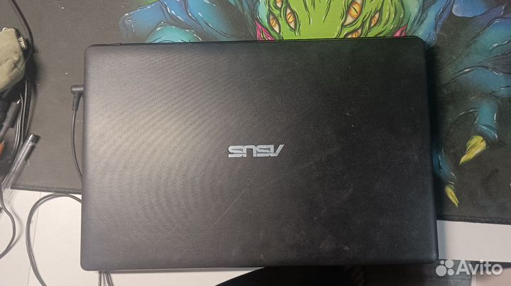 Ноутбук asus x551c