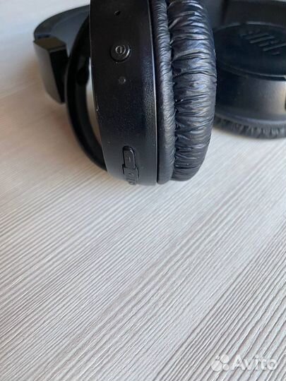 Беспроводные наушники JBL T450BT