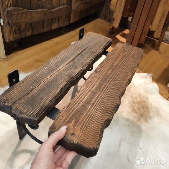 Полка настенная навесная новая из массива