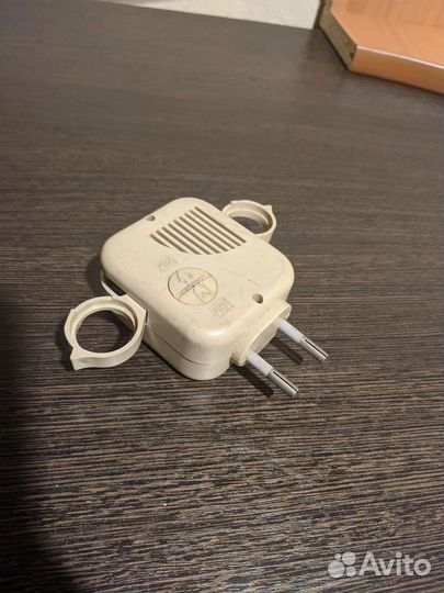 Зарядник (зарядка) от радиоприемника Космос