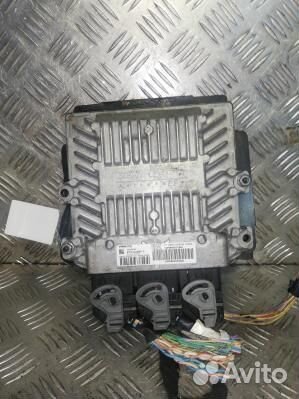 Блок управления двс citroen C4 grand picasso 1 (75