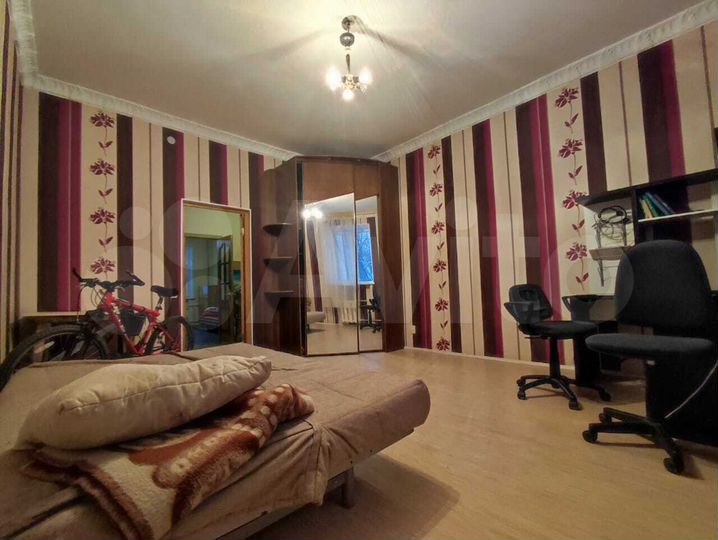 3-к. квартира, 80 м², 2/3 эт.