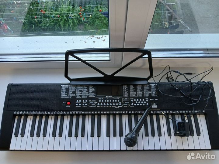 Синтезатор tesler KB-6150