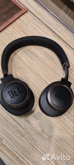 Беспроводные наушники jbl