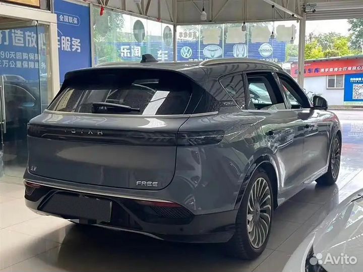 Voyah Free 490 л.с. AT, 2022, 23 000 км