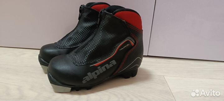 Лыжные ботинки alpina