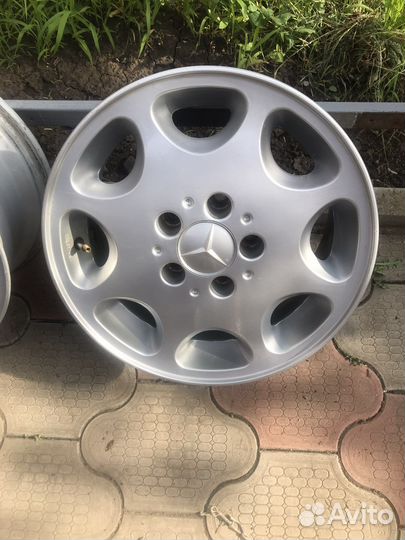 Диски Мерседес оригинал 2 штR15