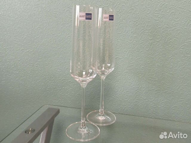 Бокалы для шампанского