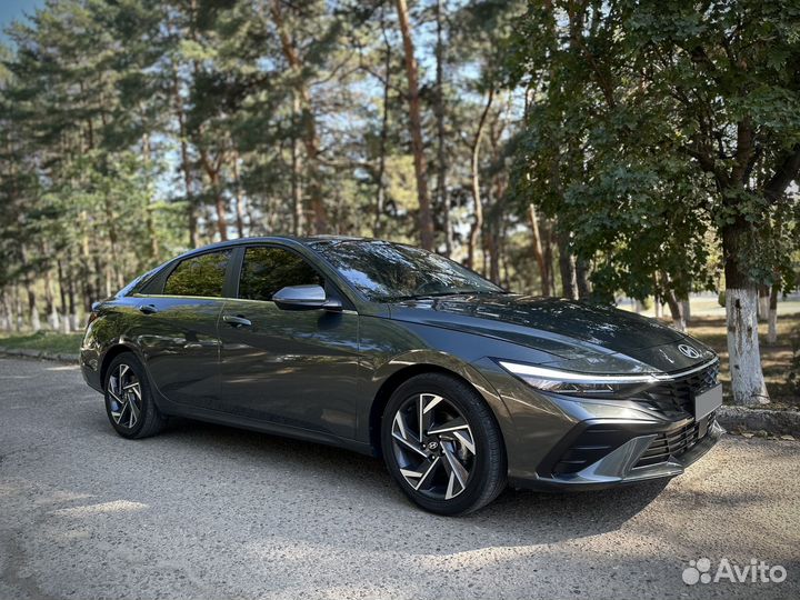 Hyundai Elantra 1.5 CVT, 2023, 20 км