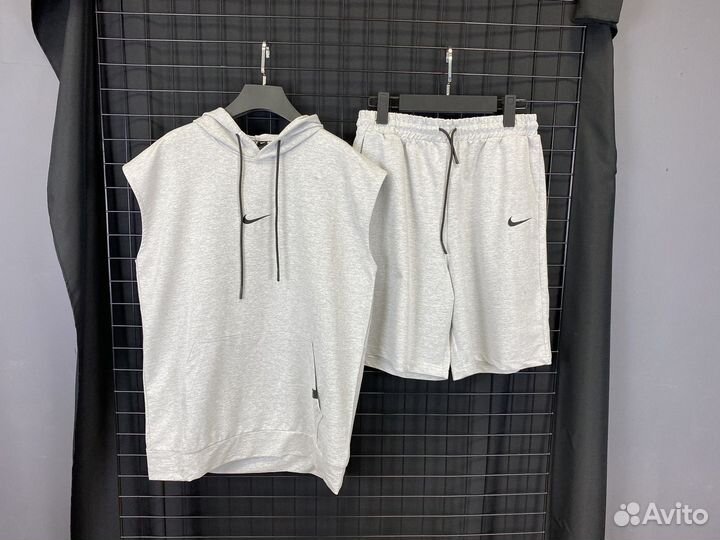 Спортивный костюм серый Nike летний новый