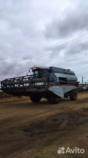 Комбайн Ростсельмаш Vector 410, 2008