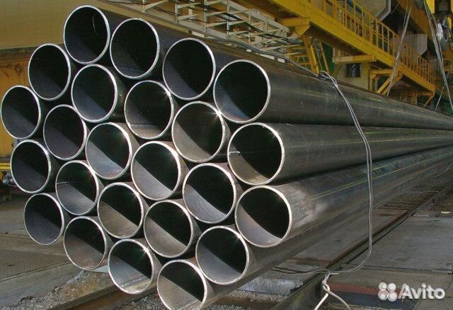 Труба бесшовная горячекатаная 325