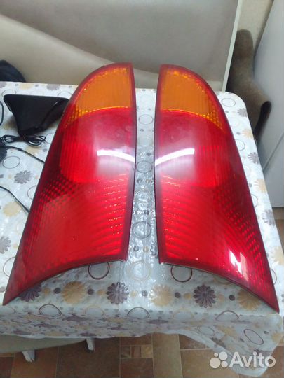 Фонарь задний форд фокус 1 (хетчбек)