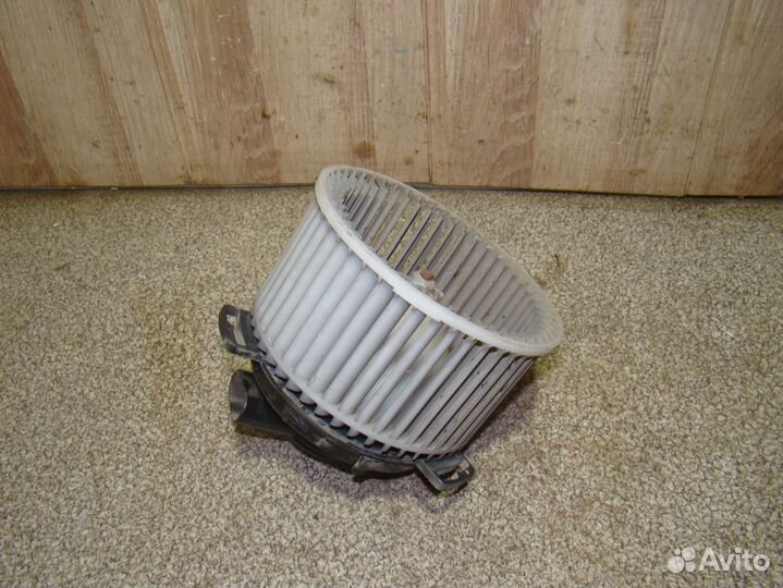 Моторчик печки Mazda 3 (BL)