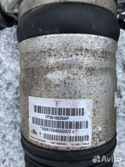 Задние амортизаторы на Porshe cayenne 958 2015г