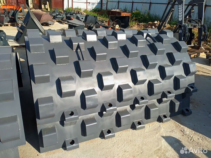 Кулачковый бандаж для катка Sany SSR 120