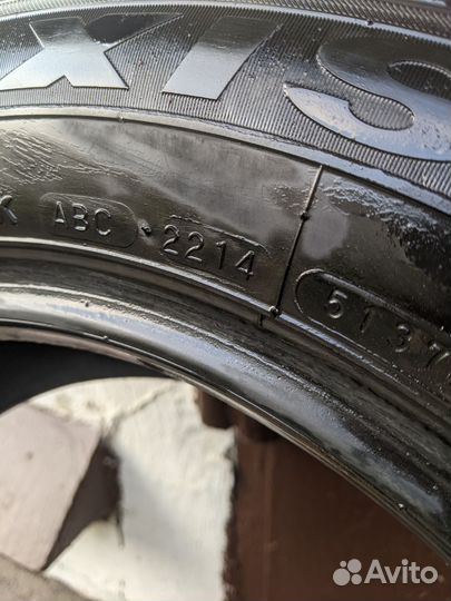 Maxxis ArcticTrekker NP3 205/60 R16 96T