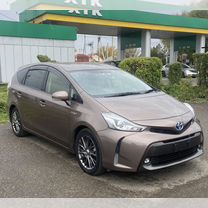 Toyota Prius Alpha 1.8 CVT, 2016, 170 000 км, с пробегом, цена 1 699 000 руб.