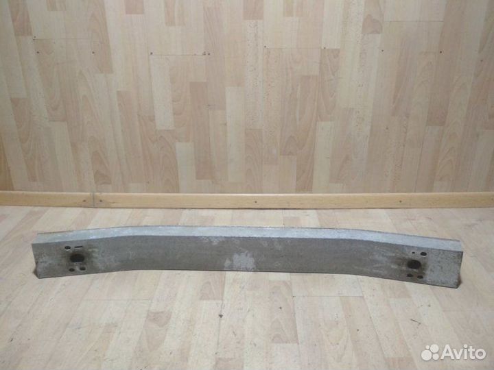 Направляющая переднего бампера Lexus Rx 300 С 2003