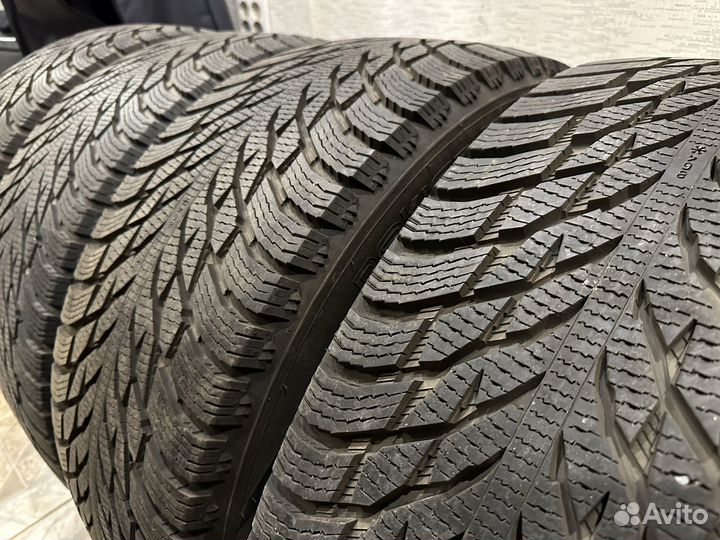 Nokian Tyres Hakkapeliitta R3 SUV 285/45 R22 114T