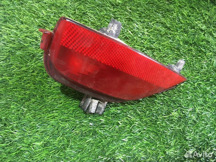 Фонарь противотуманный левый Renault Logan Stepway