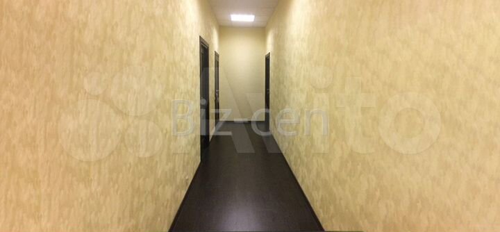 Недалеко от метро офис 111.7 кв.м в аренду